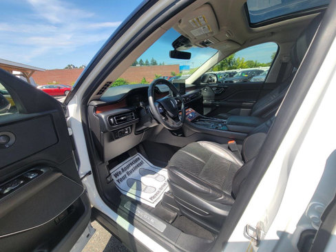 Used 2020 Lincoln Aviator Grand Touring w/ Elements Package Plus image 11