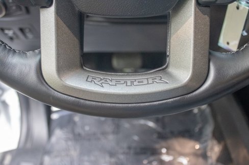 Used 2019 Ford F150 Raptor w/ Equipment Group 801A Mid image 11