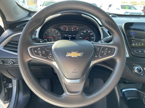 Used 2024 Chevrolet Malibu LT image 10