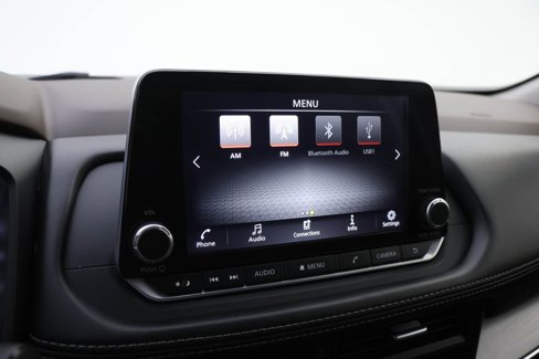 Used 2023 Nissan Rogue SV image 7