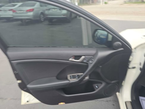 Used 2010 Acura TSX Sedan image 10