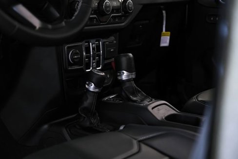 Used 2024 Jeep Wrangler Unlimited Sport image 61