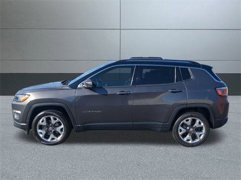 Used 2019 Jeep Compass Limited image 3