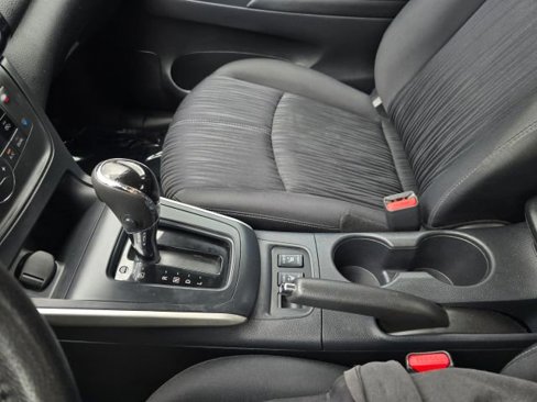 Used 2018 Nissan Sentra SV image 27