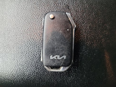 Used 2023 Kia Forte LXS image 32