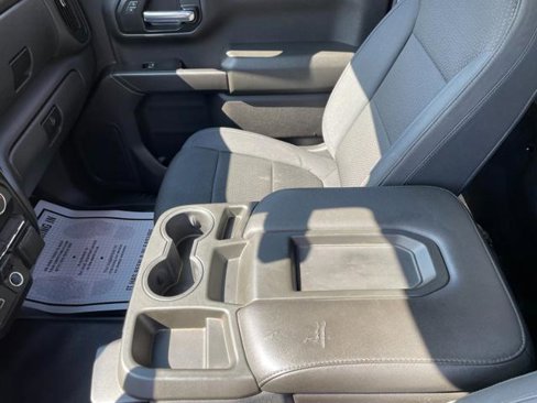 Used 2019 GMC Sierra 1500 4x4 Regular Cab w/ Convenience Package image 16
