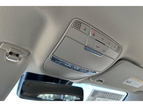 Used 2022 Mercedes-Benz GLC 300 image 22