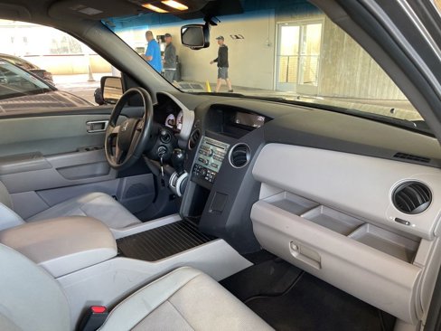 Used 2010 Honda Pilot LX image 16