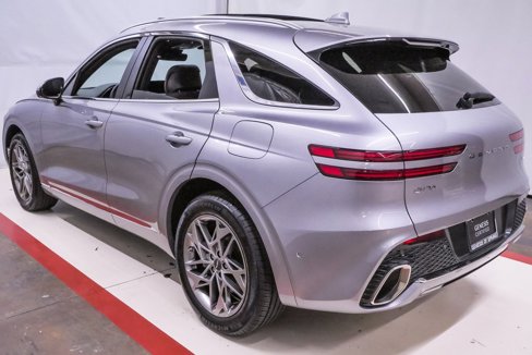 Certified 2022 Genesis GV70 2.5T w/ Advanced Package image 8