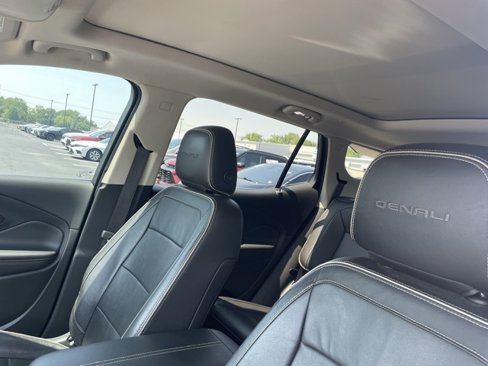 Certified 2020 GMC Terrain Denali image 7