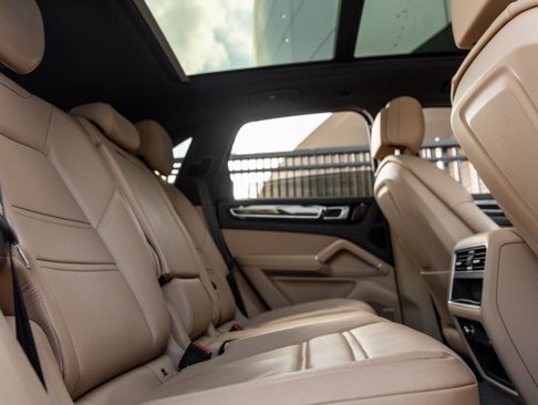 Certified 2019 Porsche Cayenne image 37