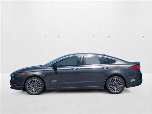 Used 2017 Ford Fusion Energi Titanium image 9