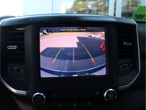 Used 2019 RAM 1500 Big Horn image 18