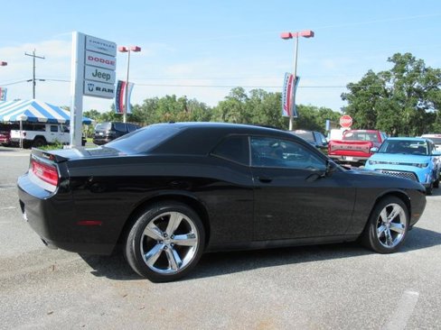 Used 2014 Dodge Challenger R/T image 6