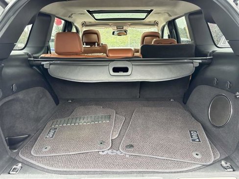 Certified 2016 Jeep Grand Cherokee Summit image 14
