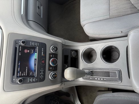 Used 2014 Chevrolet Traverse LS image 25