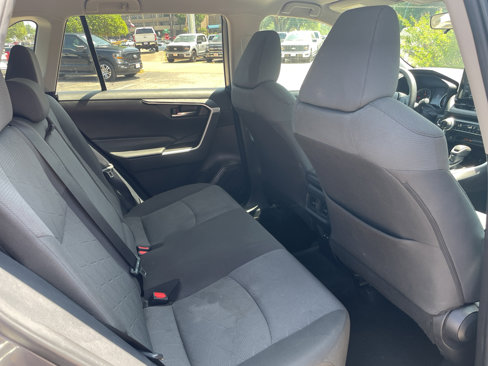 Used 2022 Toyota RAV4 XLE image 22