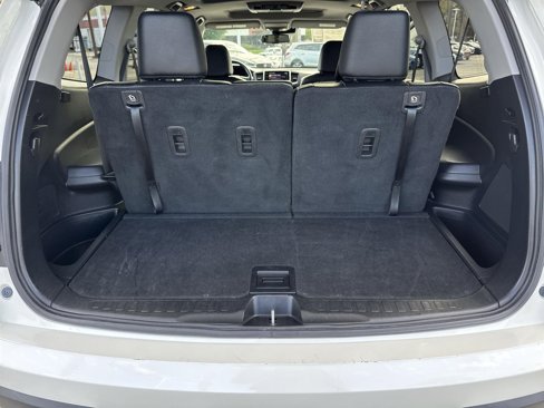 Used 2017 Honda Pilot Elite image 37