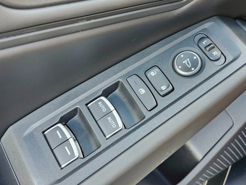 Certified 2024 Honda Accord EX image 29