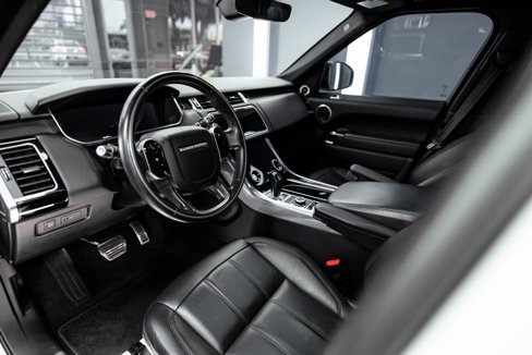 Used 2018 Land Rover Range Rover Sport Supercharged image 2