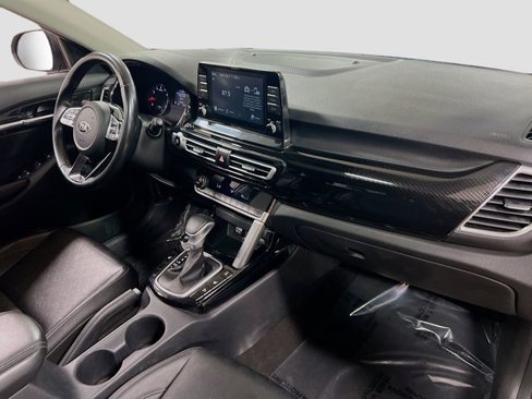 Certified 2021 Kia Seltos EX image 28