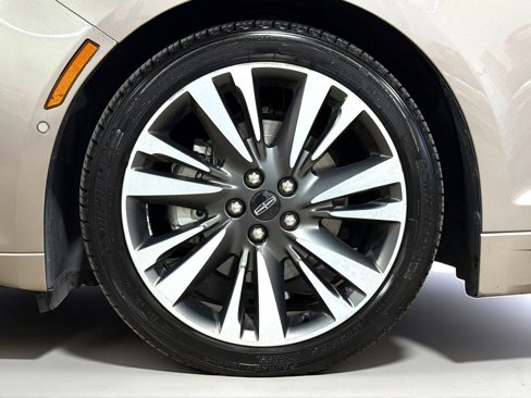 Used 2020 Lincoln MKZ Reserve w/ Elements Package image 9