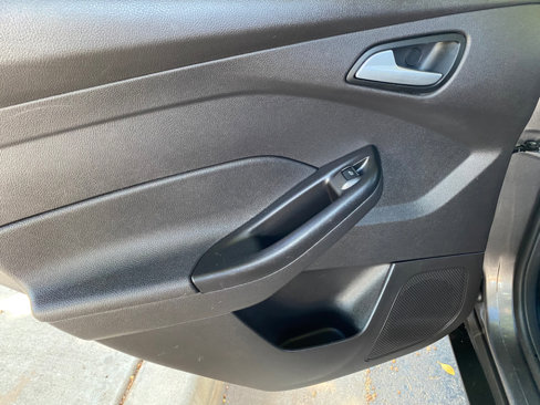 Used 2014 Ford Focus SE image 30