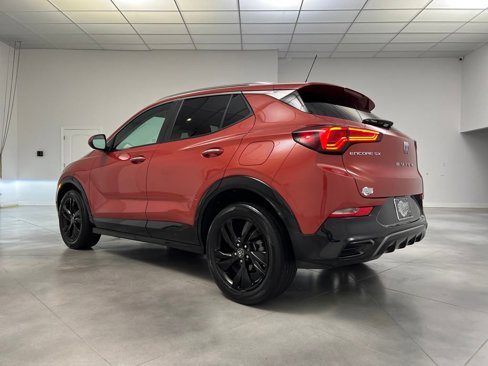 Used 2024 Buick Encore GX Sport Touring w/ Comfort Package image 5