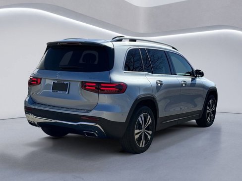 New 2025 Mercedes-Benz GLB 250 4MATIC image 4