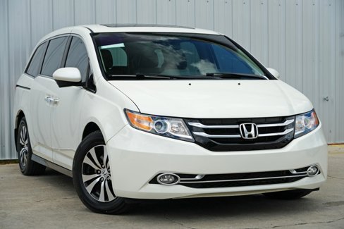 Used 2017 Honda Odyssey EX-L image 2