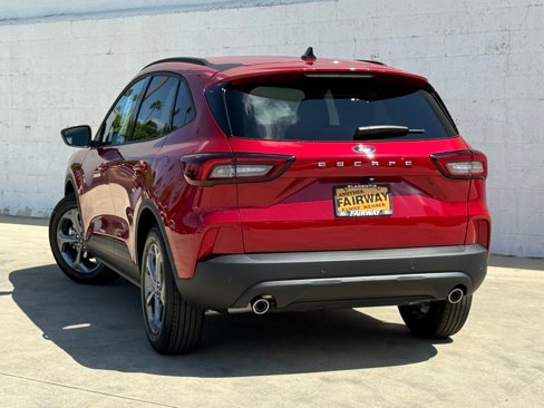 New 2025 Ford Escape ST-Line w/ Tech Pack #1 image 5