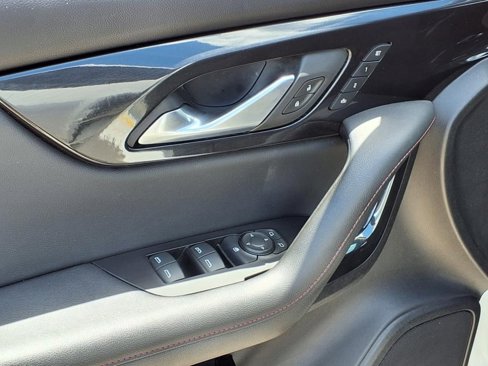Used 2020 Chevrolet Blazer RS image 14