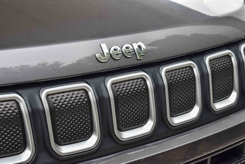 Used 2022 Jeep Compass Latitude image 9