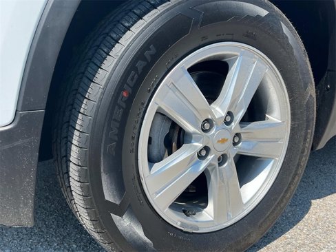 Used 2018 Chevrolet Trax LT w/ LT Convenience Package image 9
