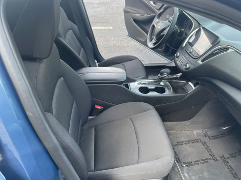 Used 2024 Chevrolet Malibu LT image 23