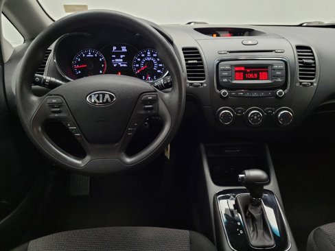 Used 2017 Kia Forte LX image 22