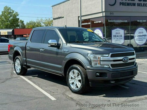Used 2018 Ford F150 Platinum w/ Equipment Group 701A Luxury image 3