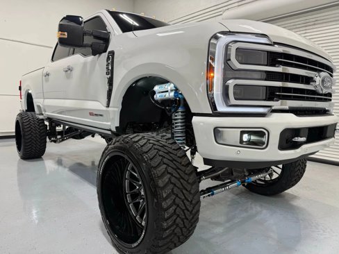 Used 2024 Ford F250 Limited image 19