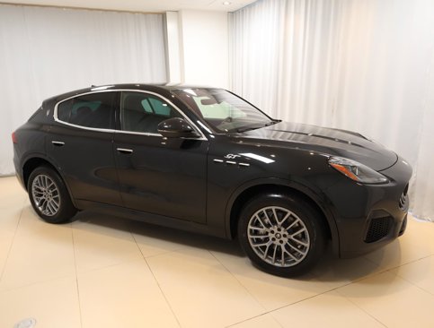 New 2024 Maserati Grecale GT image 7