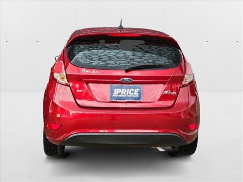 Used 2017 Ford Fiesta SE image 6