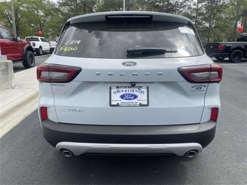 New 2025 Ford Escape Active w/ Cold Weather Package image 3