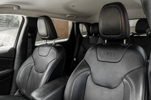 Used 2020 Jeep Cherokee Limited image 20