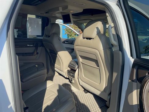 Used 2016 GMC Acadia Denali image 19