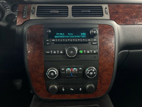 Used 2014 Chevrolet Tahoe LS image 27