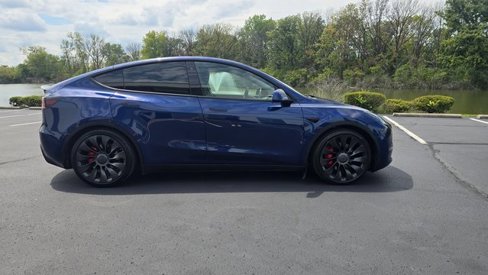 Used 2022 Tesla Model Y Performance image 4