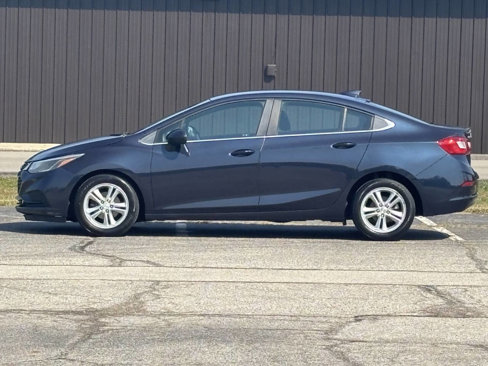 Used 2016 Chevrolet Cruze LT w/ Convenience Package image 9