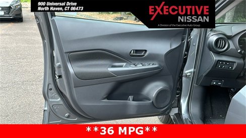 New 2025 Nissan Kicks Play S image 9