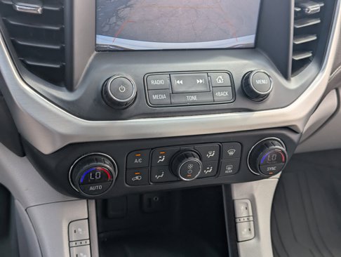 Used 2019 GMC Acadia SLT w/ LPO, Floor Liner Package image 28