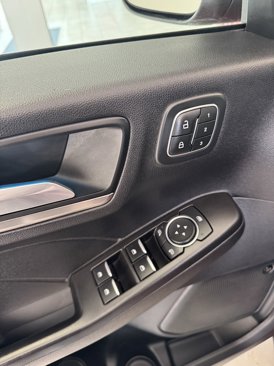 Used 2021 Ford Escape Titanium image 13