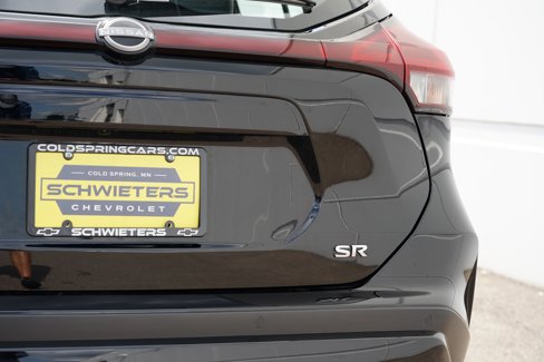 Used 2023 Nissan Kicks SR w/ SR Premium Package image 10